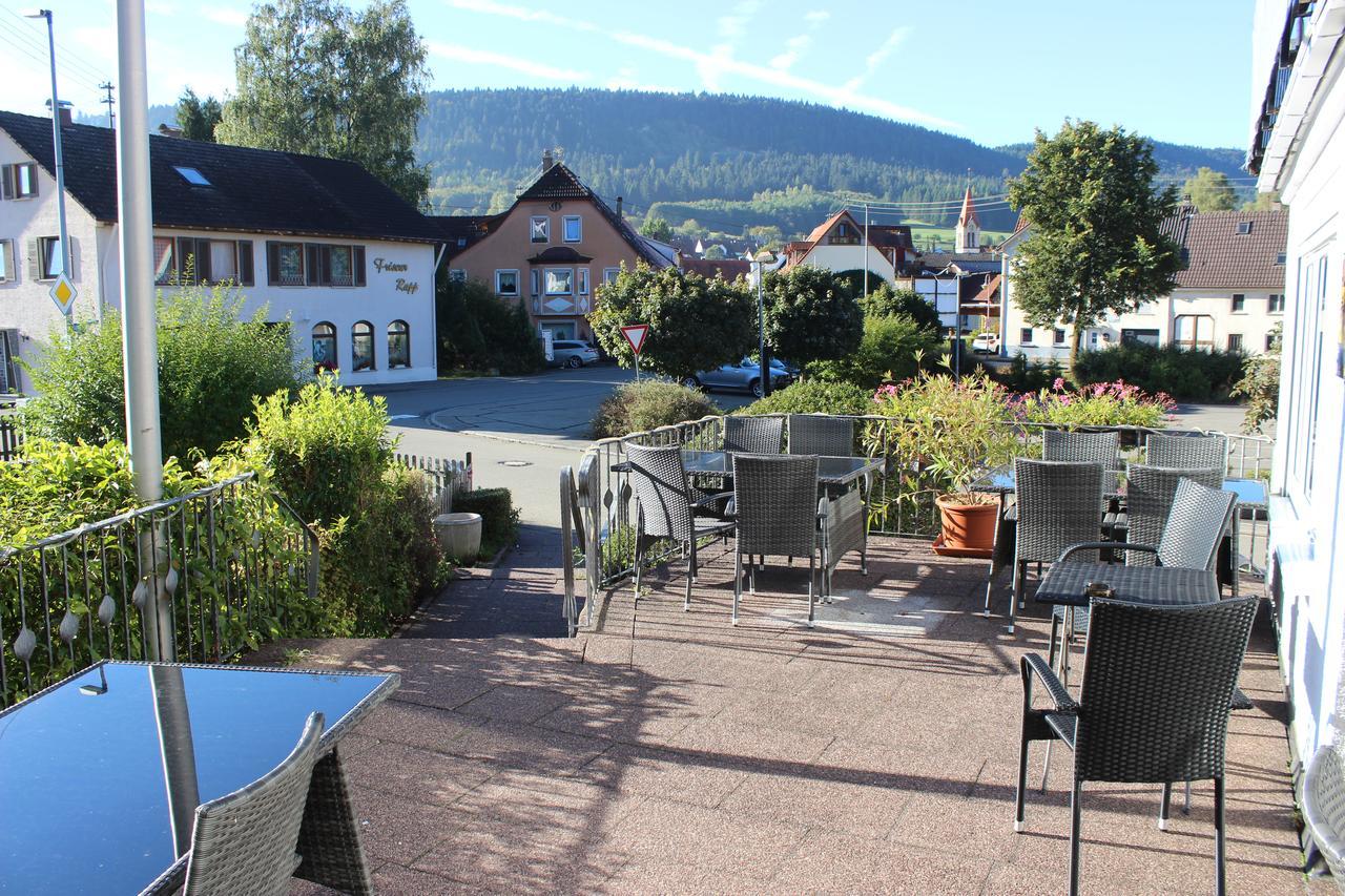 Hotel Heuberger Hof, Wehingen Экстерьер фото